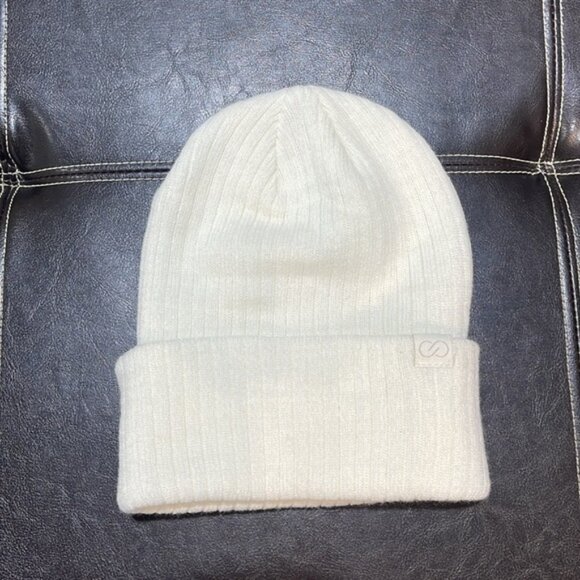 CALIA Women's Ribbed Beanie - Picture 4 of 7